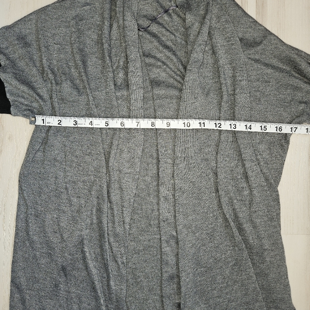 Apt. 9 Grey & Black Colorblock Open Front Cardigan Sweater Women's Small - Picture 4 of 8